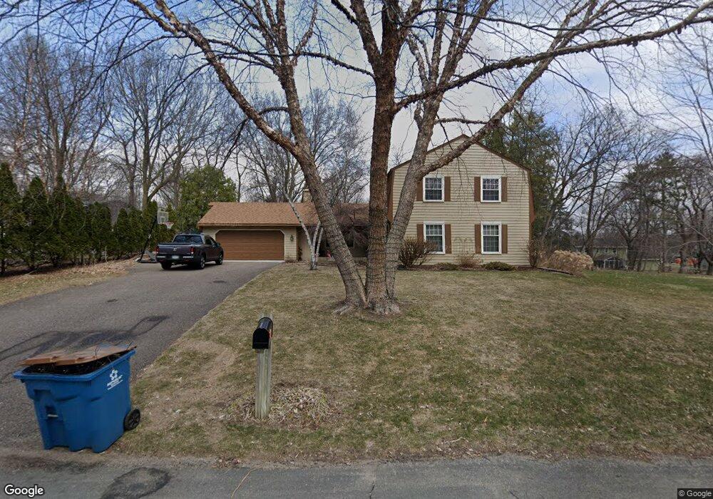 18080 Hummingbird Rd, Wayzata, MN 55391 - photo 1