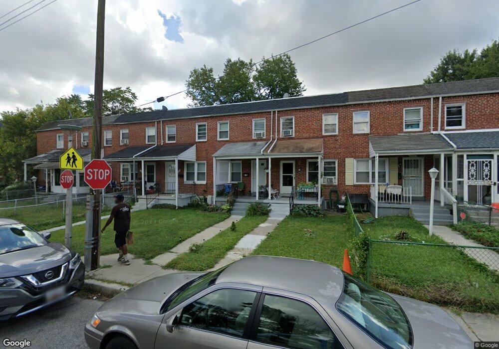 2917 Edgecombe Cir N, Baltimore, MD 21215 - photo 1