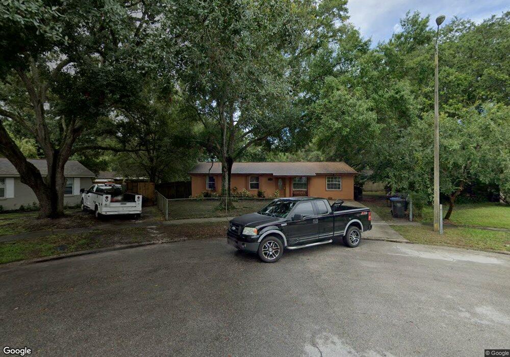 7801 Silverlace Ct, Tampa, FL 33619 - photo 1