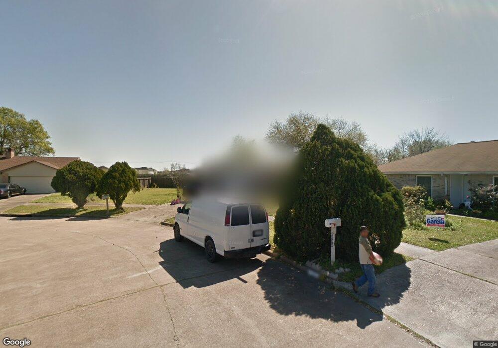 8442 Gulf Spring Ln, Houston, TX 77075 - photo 1