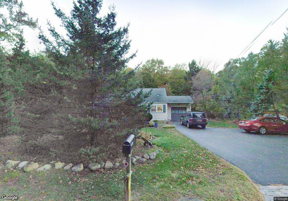 57 S Airmont Rd, Suffern, NY 10901 - photo 1