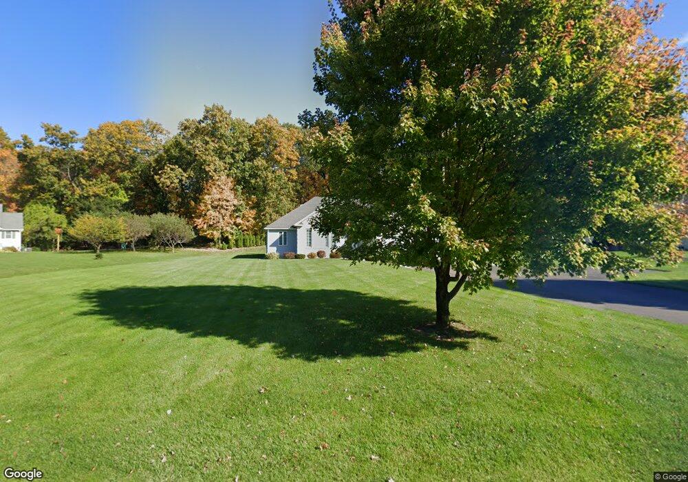 10 Saxton Ln, Broad Brook, CT 06016 - photo 1