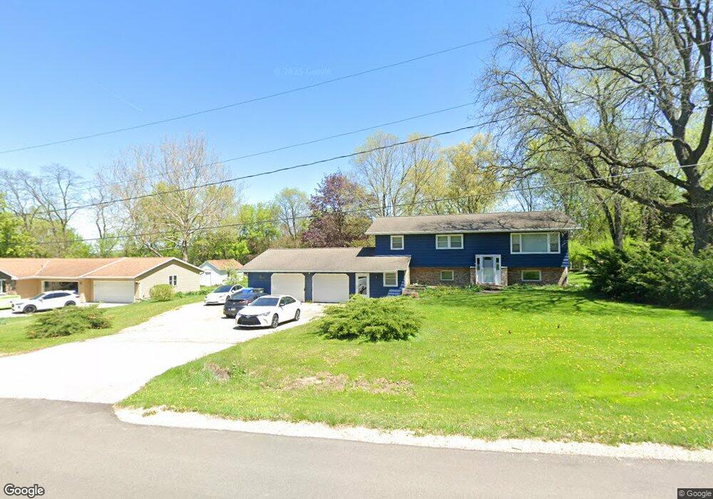 2670 McGaw Rd, Fitchburg, WI 53711 - photo 1