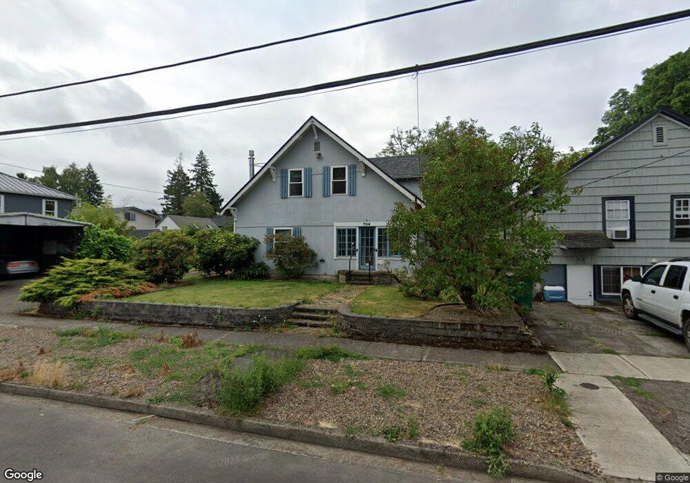 704 E North St, Newberg, OR 97132 - photo 1