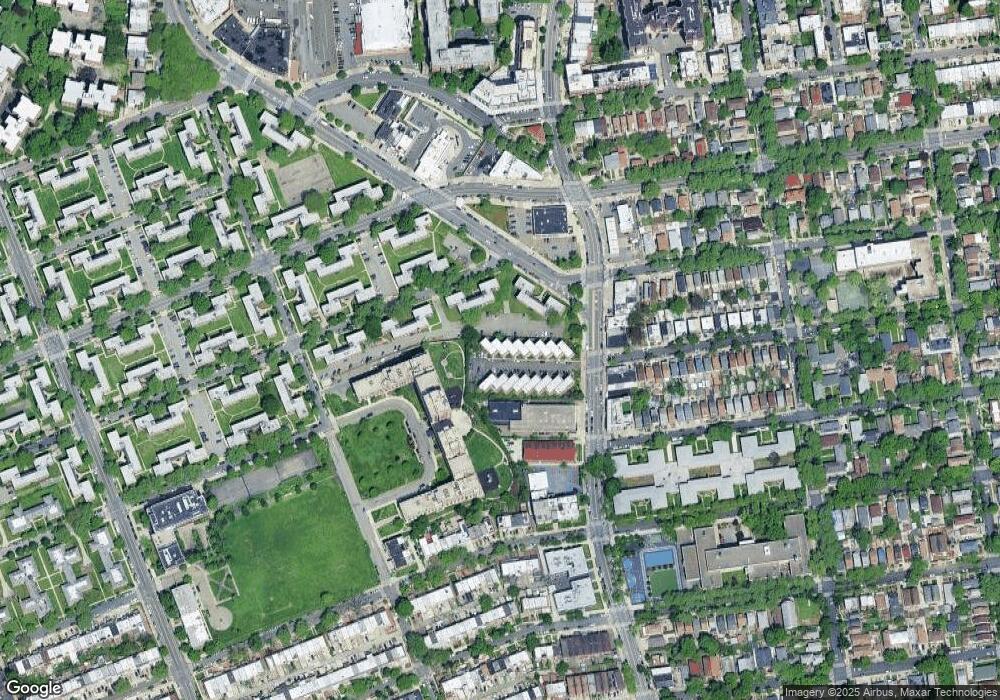 75-22 Parsons Blvd unit F1, Flushing, NY 11367 - photo 1