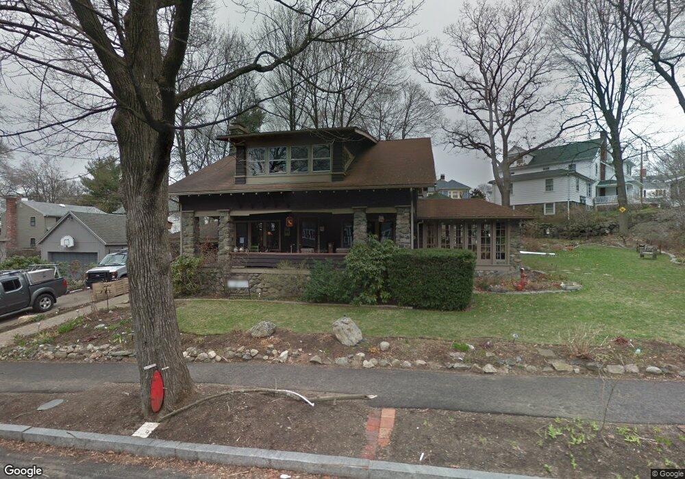 101 Brantwood Rd, Arlington, MA 02476 - photo 1