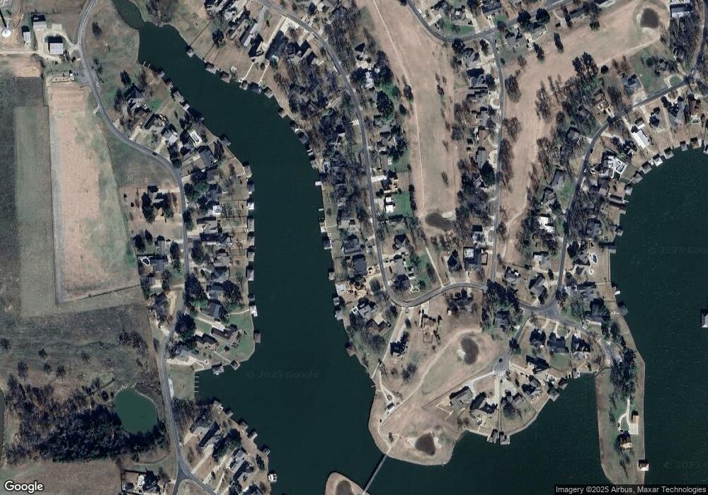 727 Kiowa Dr W, Gainesville, TX 76240 - photo 1