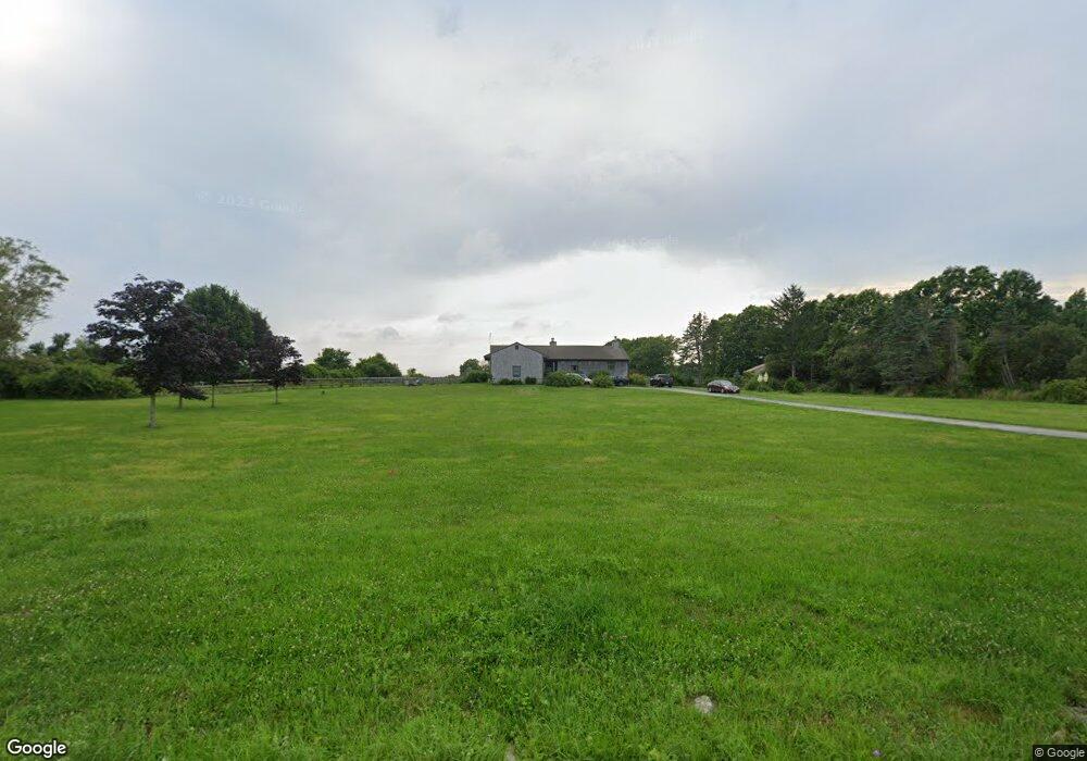 395 Mitchells Ln, Middletown, RI 02842 - photo 1