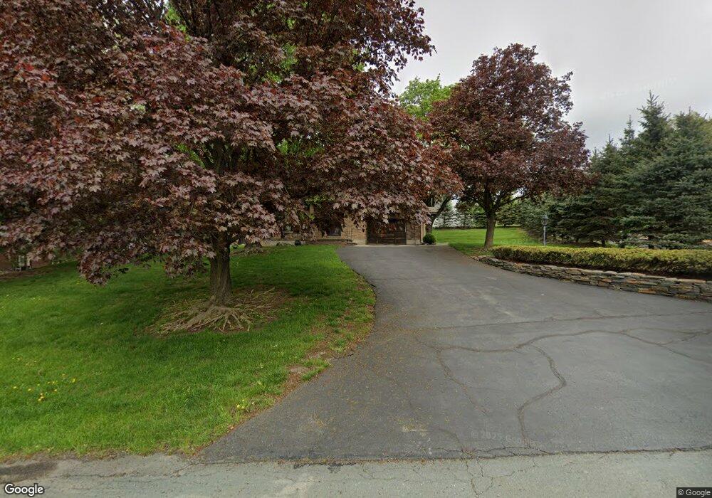 2 Pasture Ln, Troy, NY 12180 - photo 1