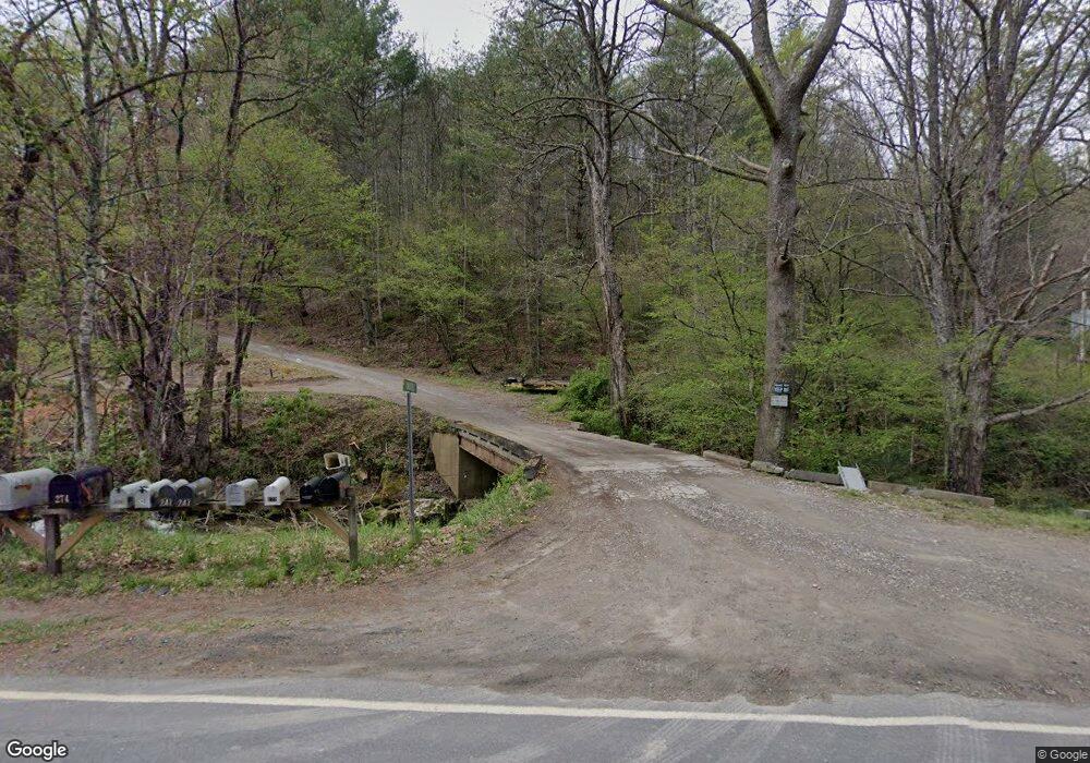 17 Daisyfield Dr, Burnsville, NC 28714 - photo 1