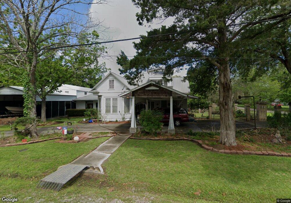 2217 Austin St, Bay City, TX 77414 - photo 1