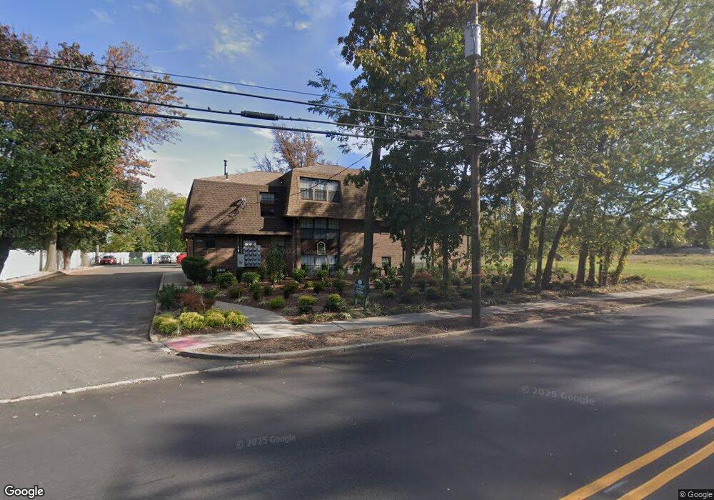 567 West Ave unit K, Woodbridge Township, NJ 07077 - photo 1