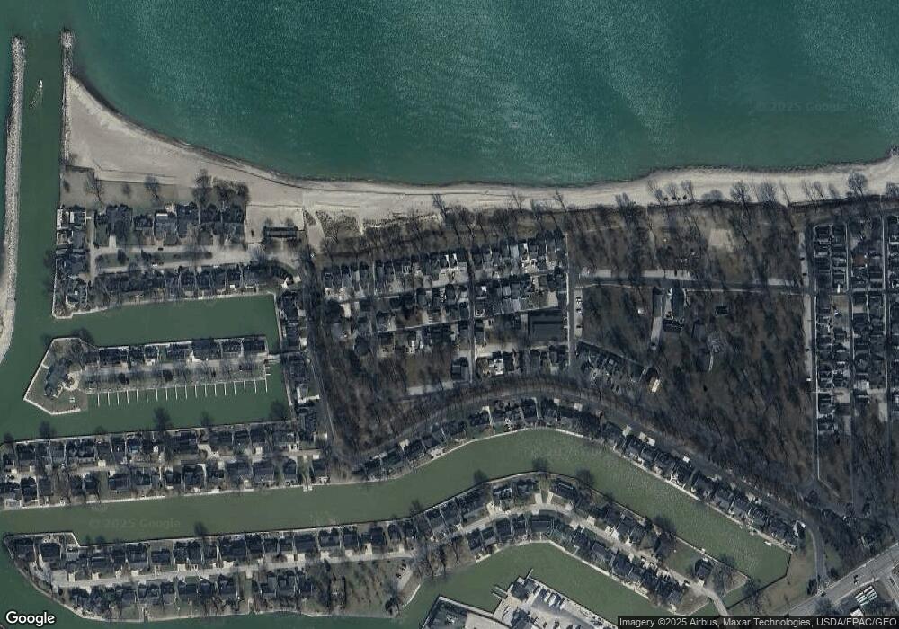 5216 6th St unit SR, Vermilion, OH 44089 - photo 1