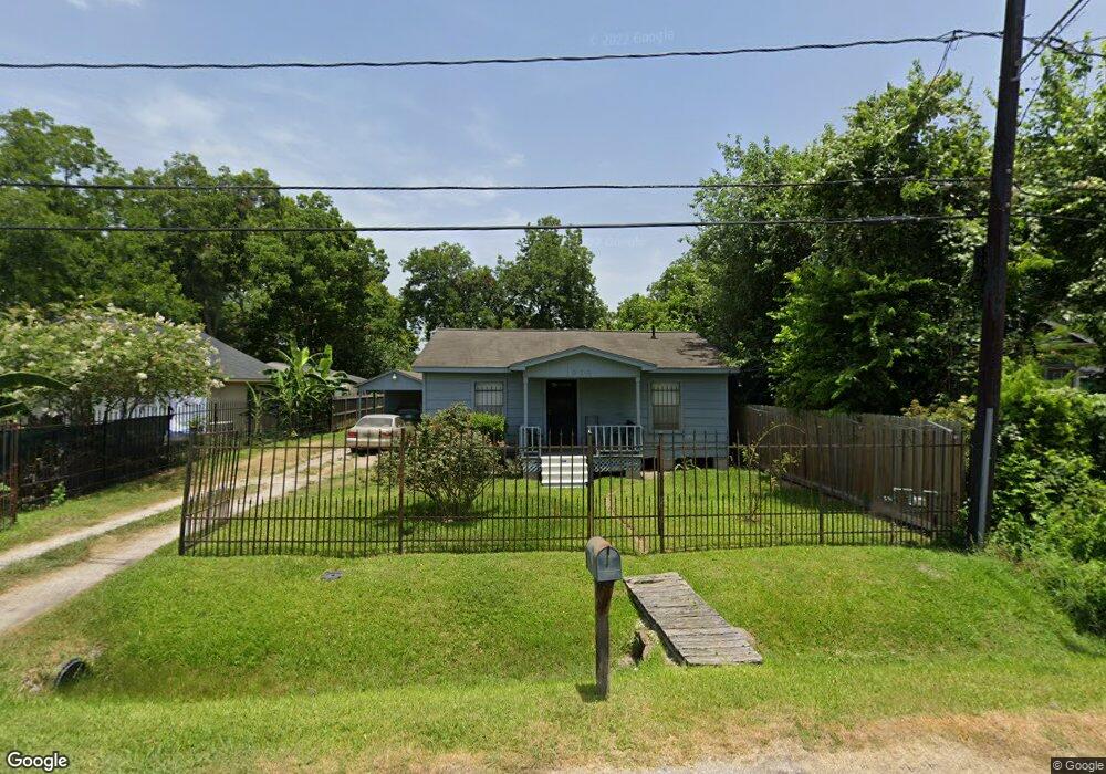 898 Prosper St, Houston, TX 77088 - photo 1