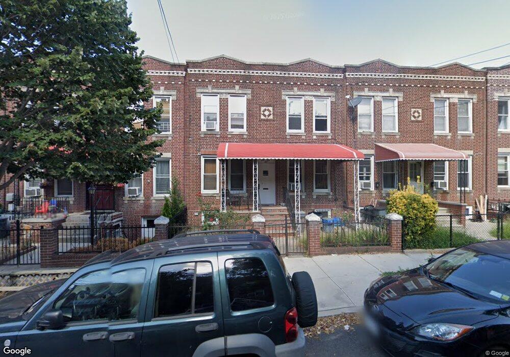 2828 46th St, Astoria, NY 11103 - photo 1