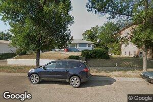 213 9th St W, Harvey, ND 58341
