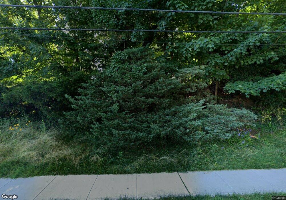 52 Seely Place, Scarsdale, NY 10583 - photo 1