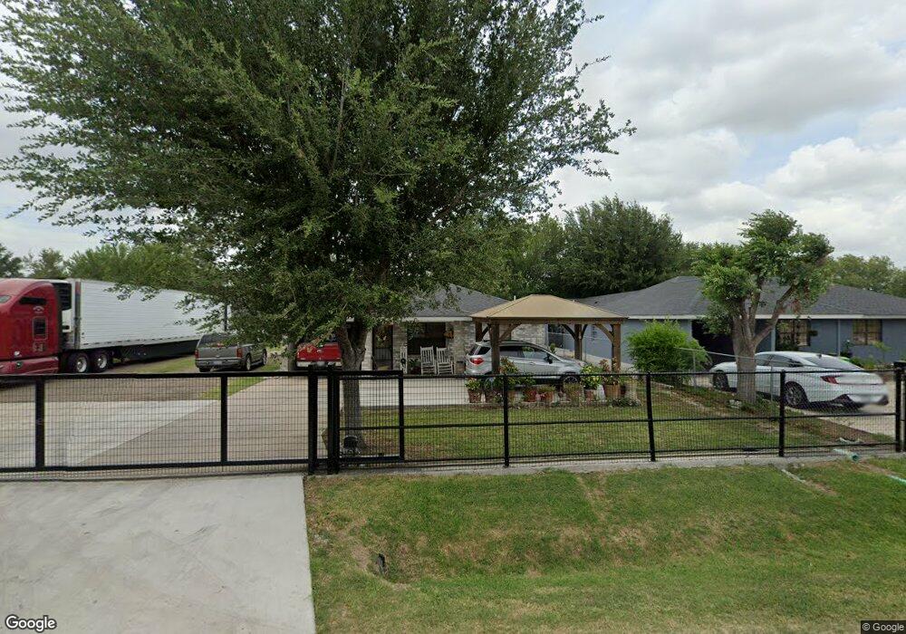 218 N Beto Garcia Dr, Weslaco, TX 78596 - photo 1