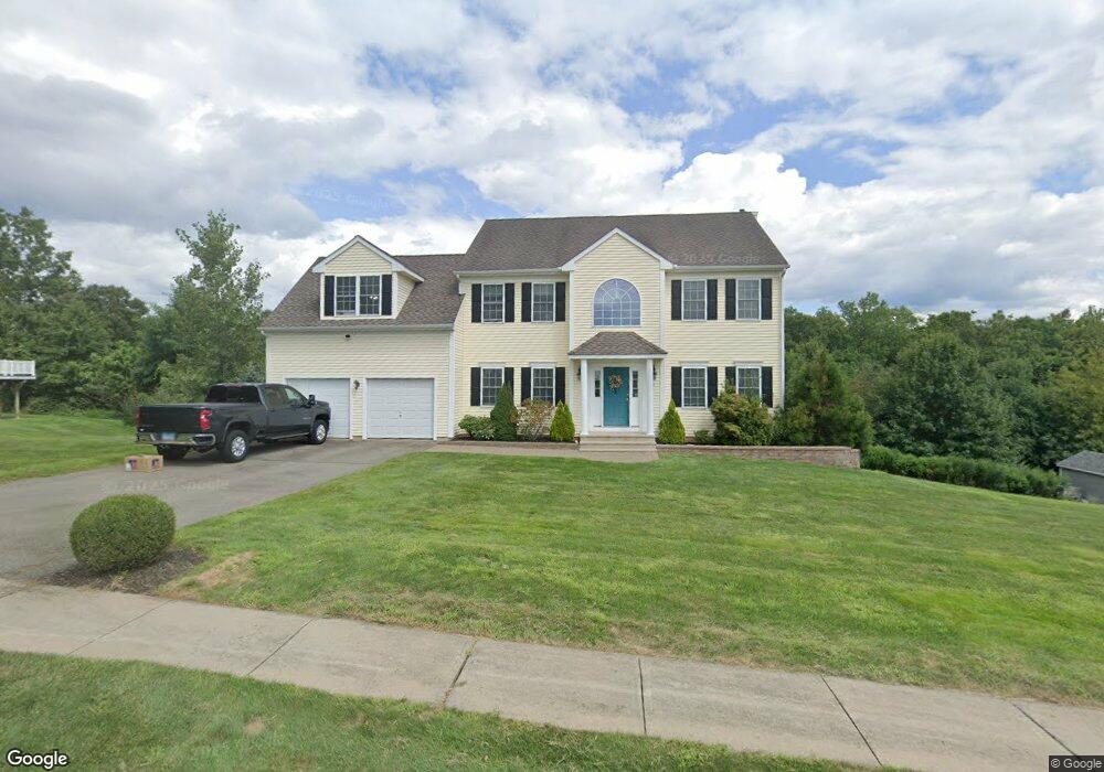 3 Robertson Rd, Cromwell, CT 06416 - photo 1