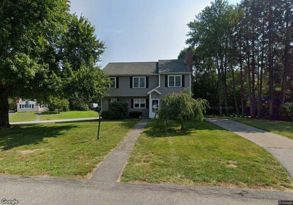 2 Betten Ct, Franklin, MA 02038 - photo 1