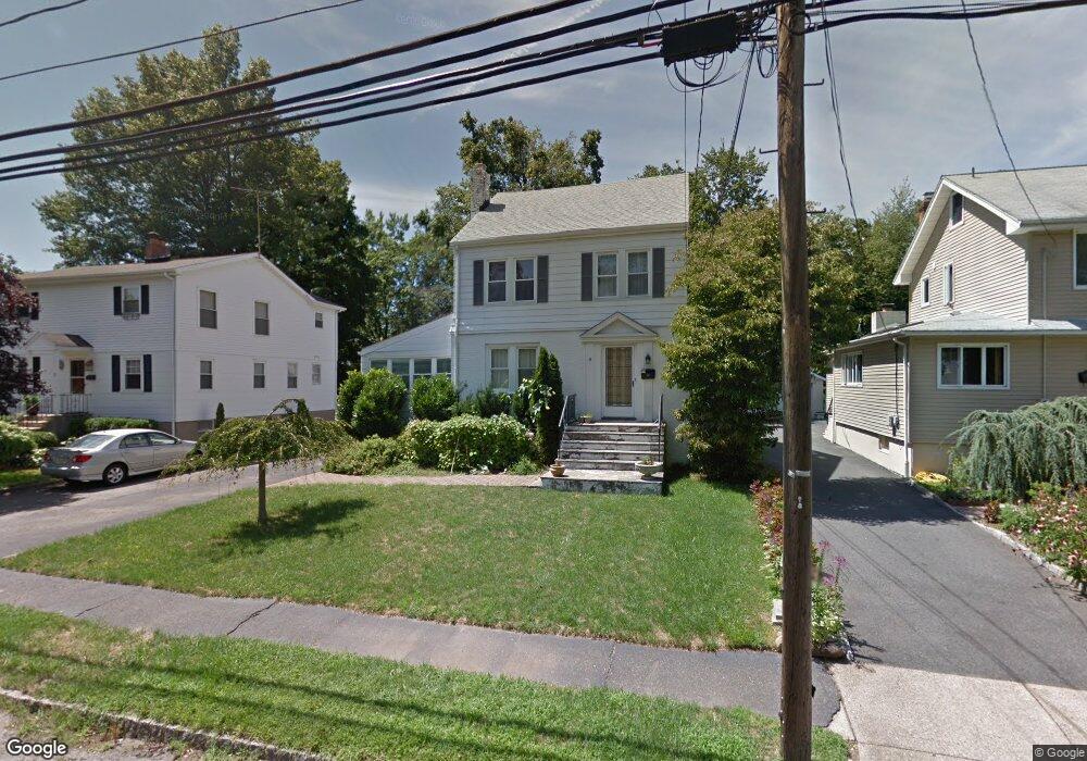 9 Royal Ave, Livingston, NJ 07039 - photo 1