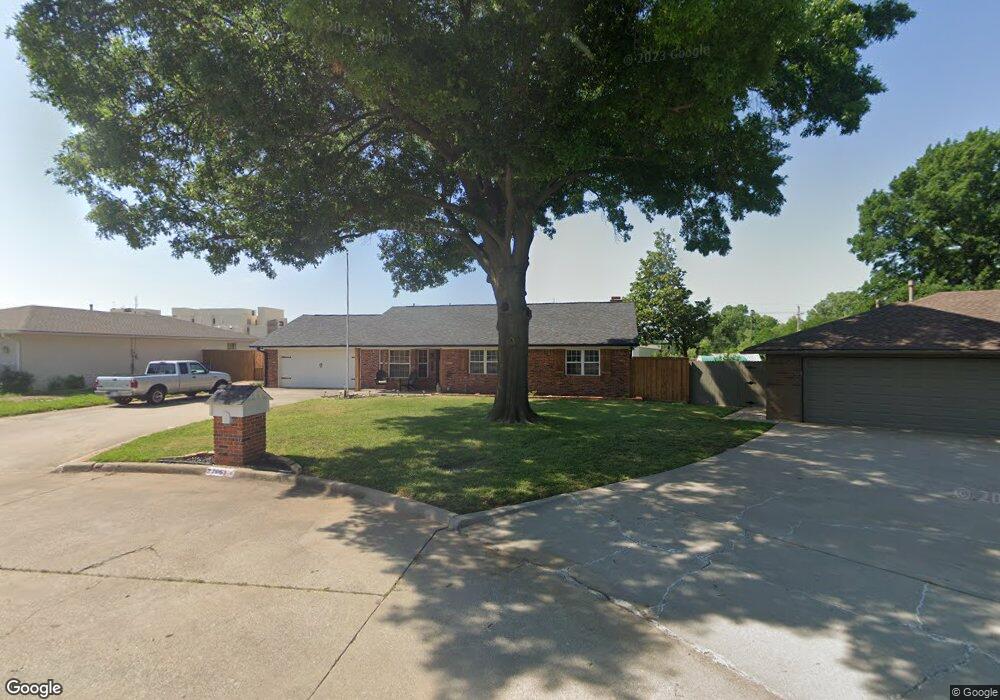 2206 Canary Ave, Duncan, OK 73533 - photo 1