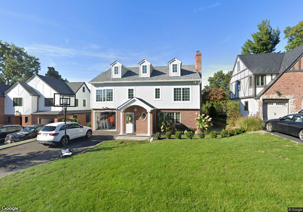 53 Andrew Rd, Manhasset, NY 11030 - photo 1