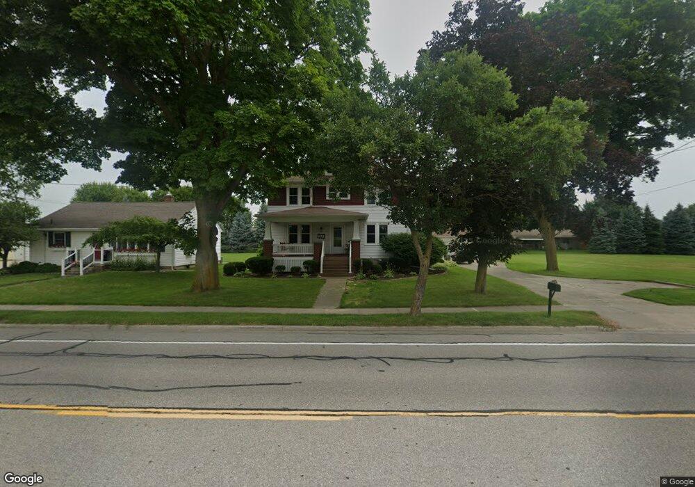 632 W Genesee St, Frankenmuth, MI 48734 - photo 1