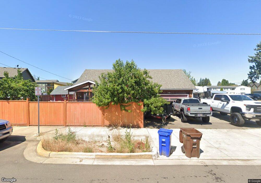 190 Fenton Ave, Molalla, OR 97038 - photo 1