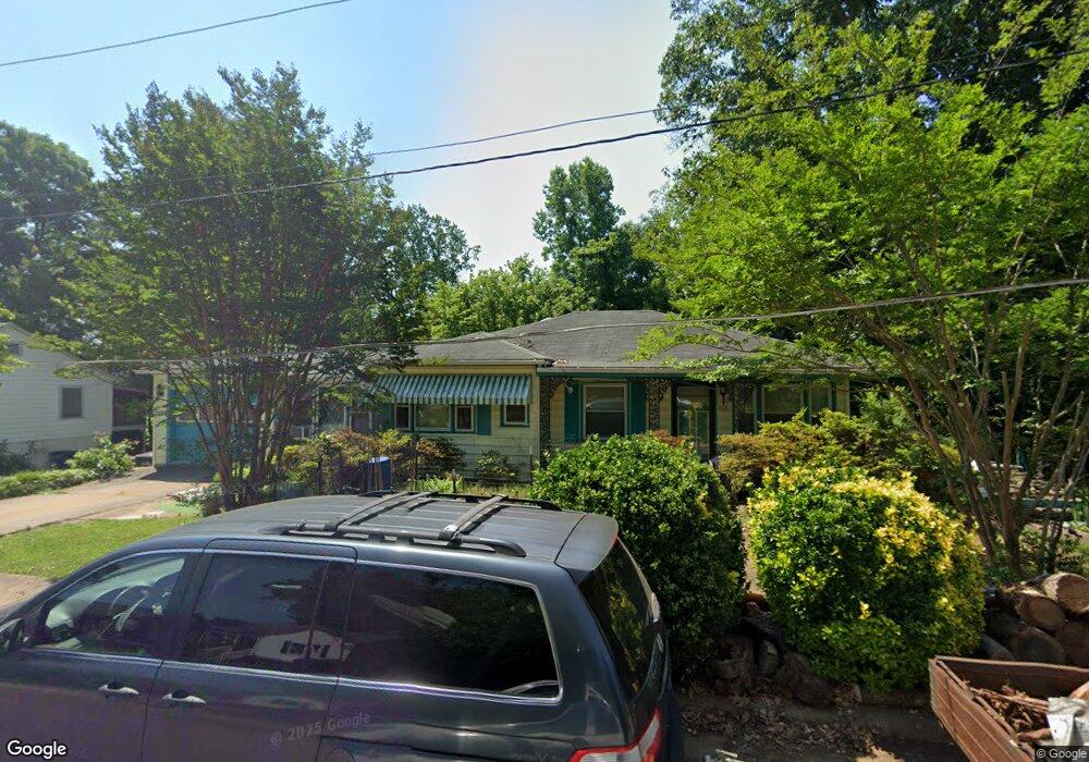 818 E Sharpe St, Statesville, NC 28677 - photo 1