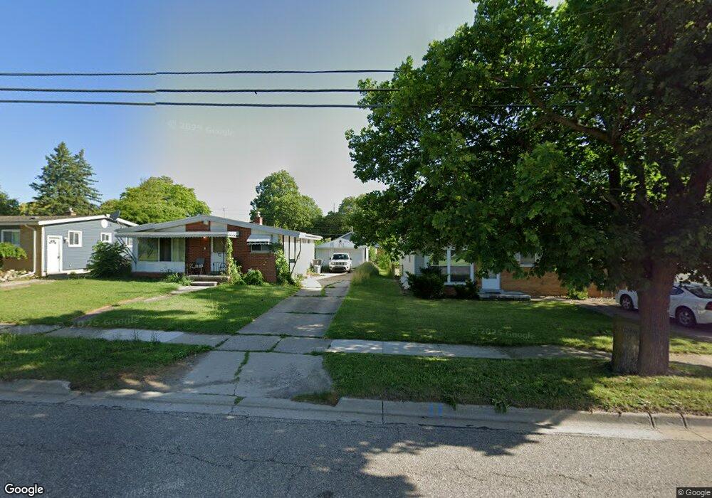 1059 E Hemphill Rd, Flint, MI 48507 - photo 1