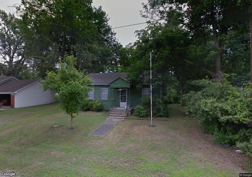 910 E 8th St, Stuttgart, AR 72160 - photo 1