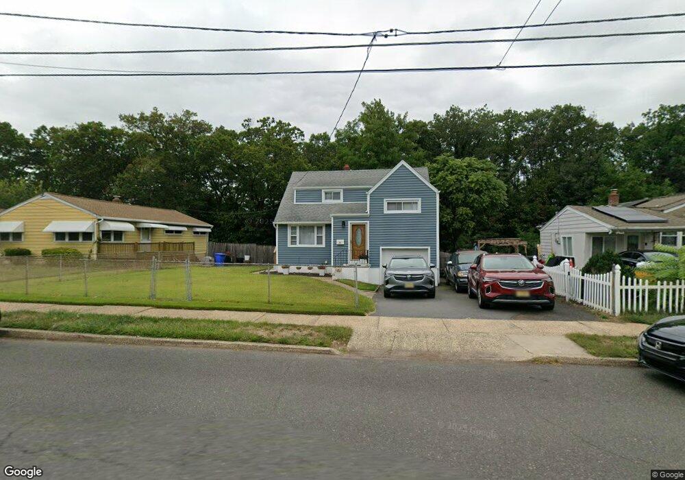 31 Roberts Rd, Somerset, NJ 08873 - photo 1