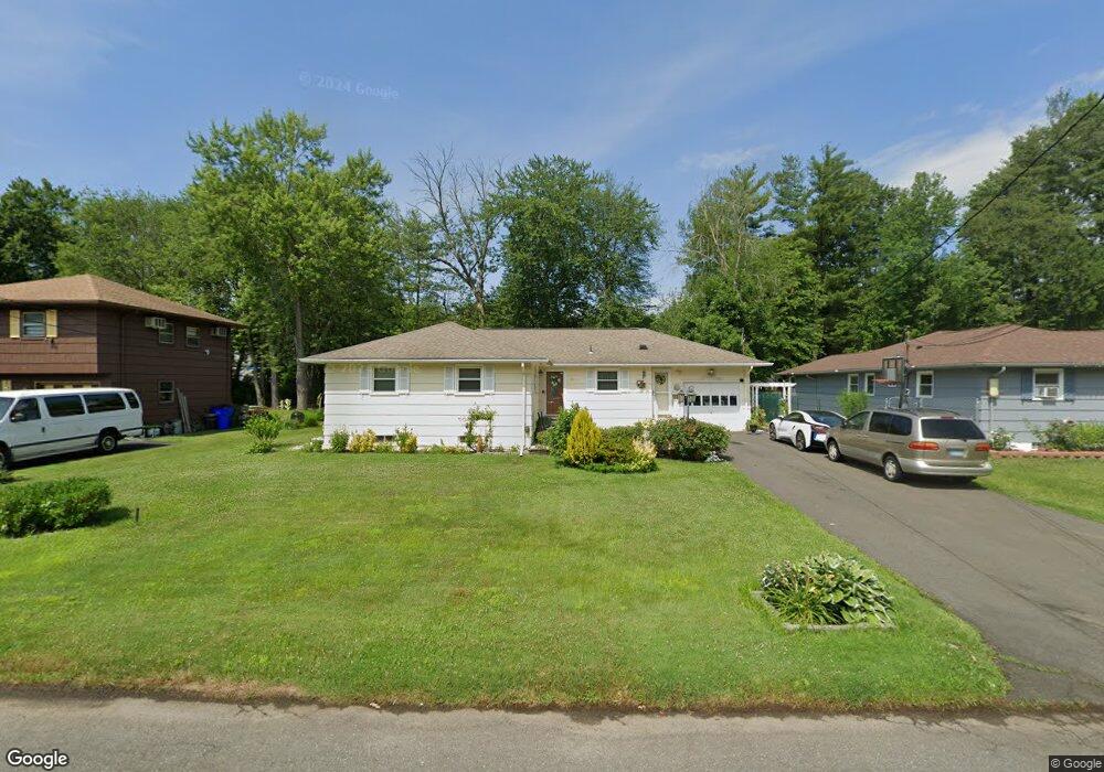 33 Alderwood Dr, West Hartford, CT 06117 - photo 1