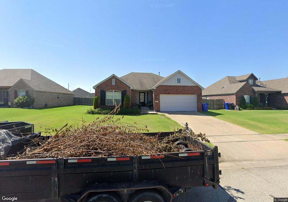 1515 W Vicksburg Place, Broken Arrow, OK 74011 - photo 1