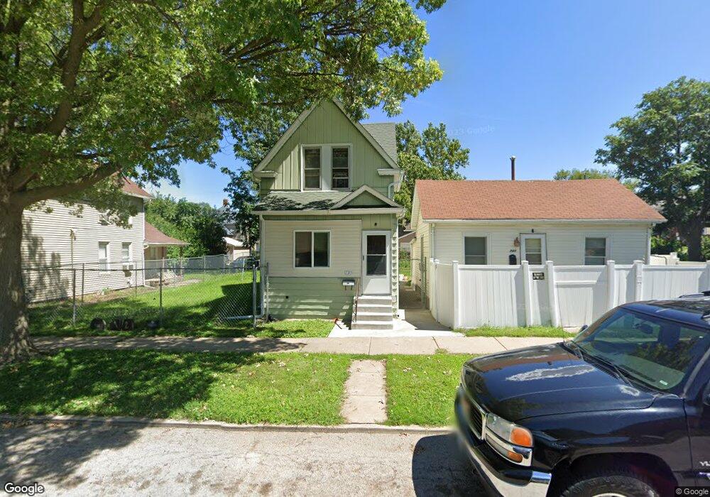 725 14 1/2 St, Rock Island, IL 61201 - photo 1