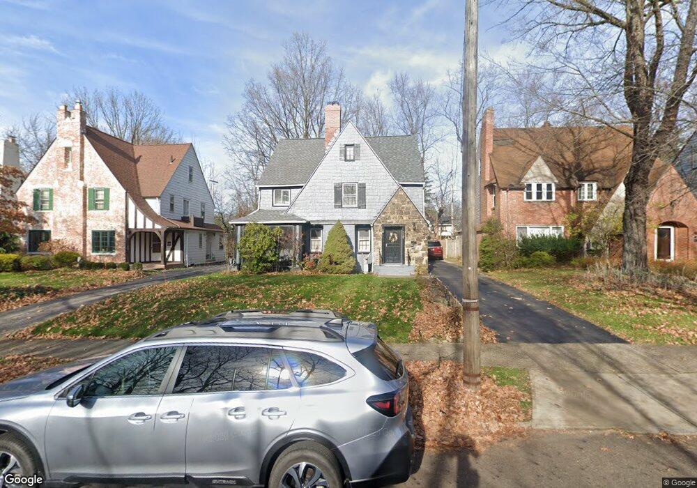 3395 Superior Park Dr, Cleveland Heights, OH 44118 - photo 1