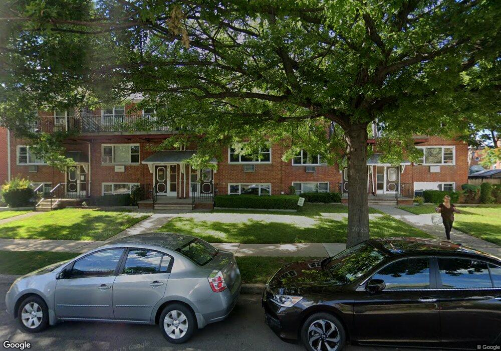 8907 133rd Ave, Jamaica, NY 11417 - photo 1