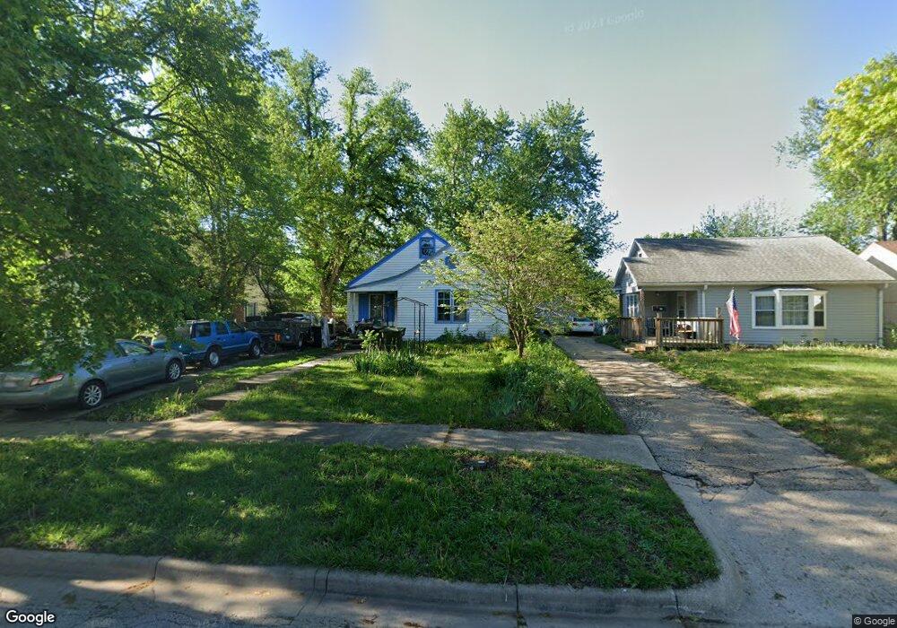 3207 SW 8th Ave, Topeka, KS 66606 - photo 1