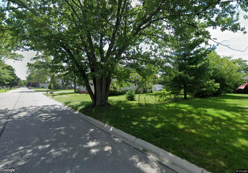 2705 17th Ave, Port Huron, MI 48060 - photo 1