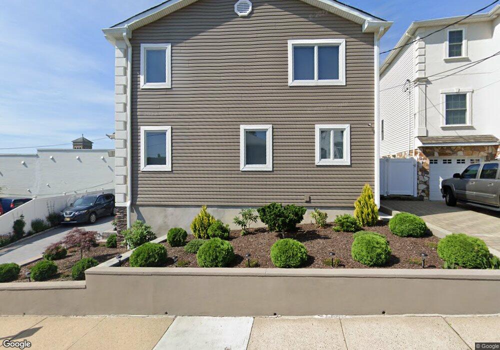 410 Small St, Carlstadt, NJ 07072 - photo 1