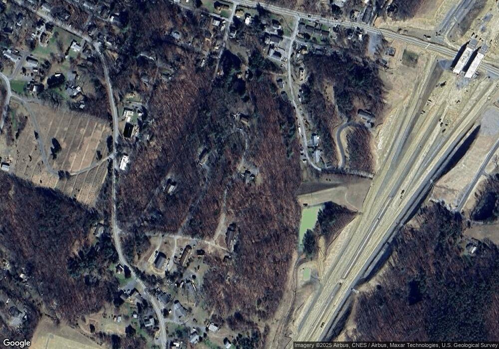 203 Briarwood Cir, Berkeley Springs, WV 25411 - photo 1