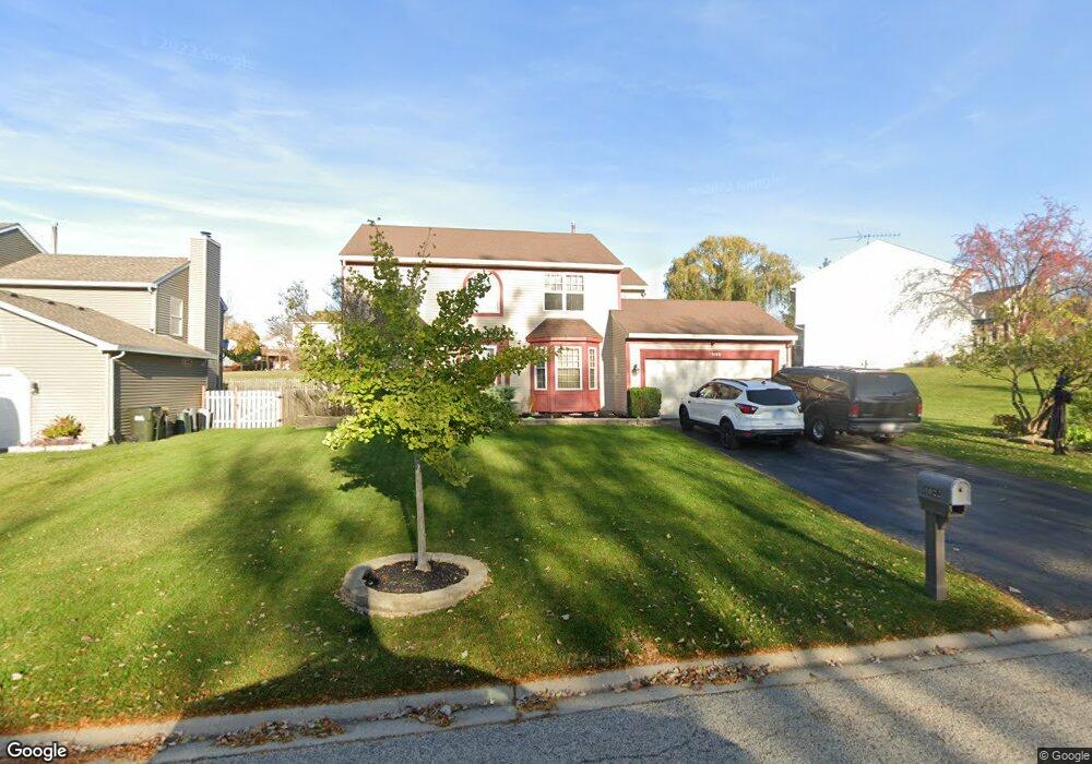 1022 Creekview Ln, Lake In the Hills, IL 60156 - photo 1