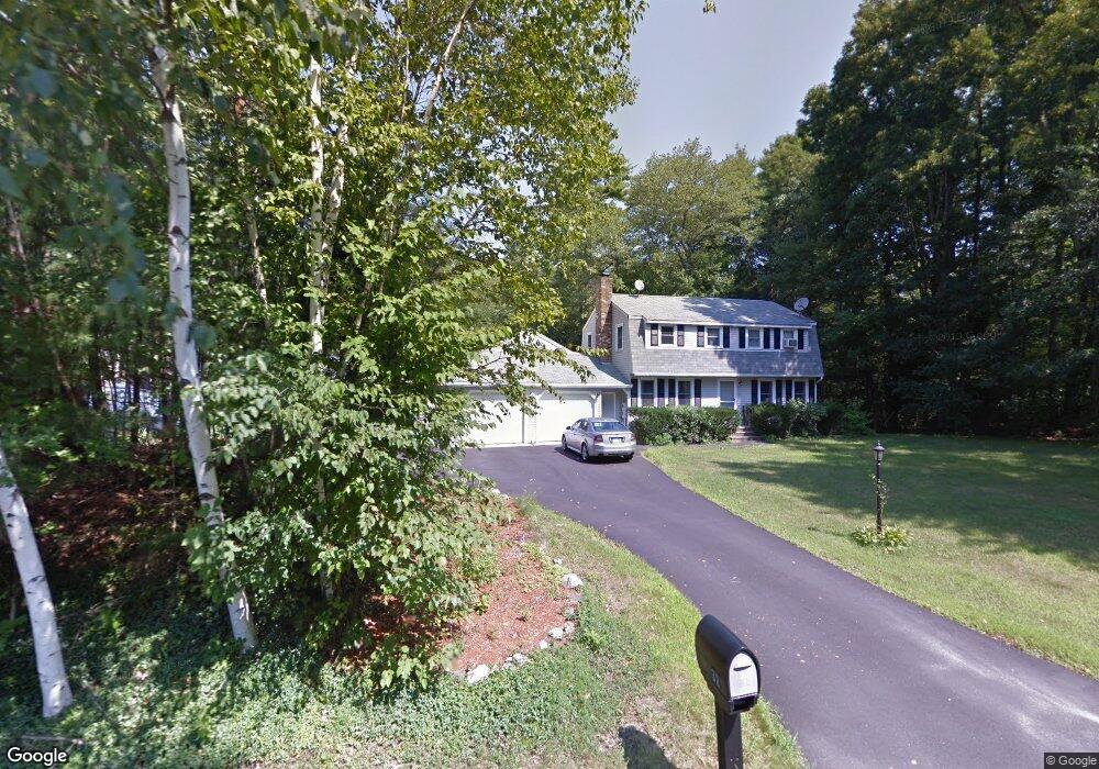 32 Justin Cir, Londonderry, NH 03053 - photo 1