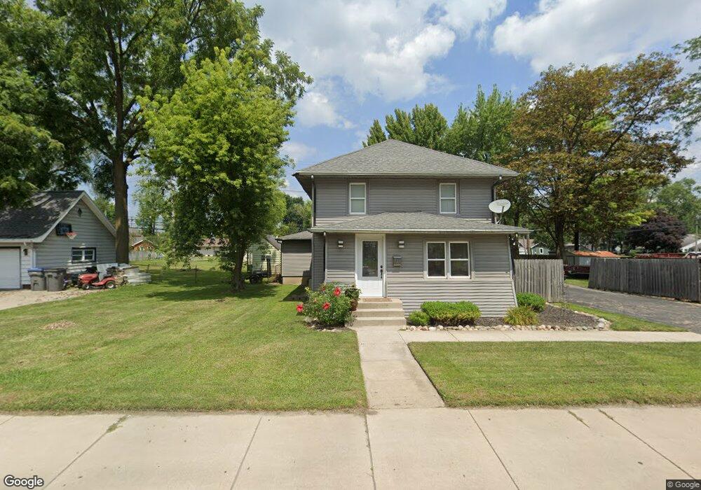 952 E Market St, Nappanee, IN 46550 - photo 1