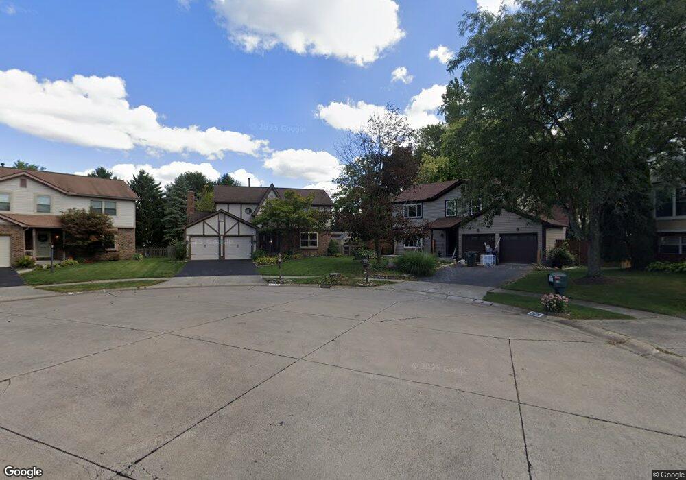 2422 Bradenton Ct, Columbus, OH 43235 - photo 1