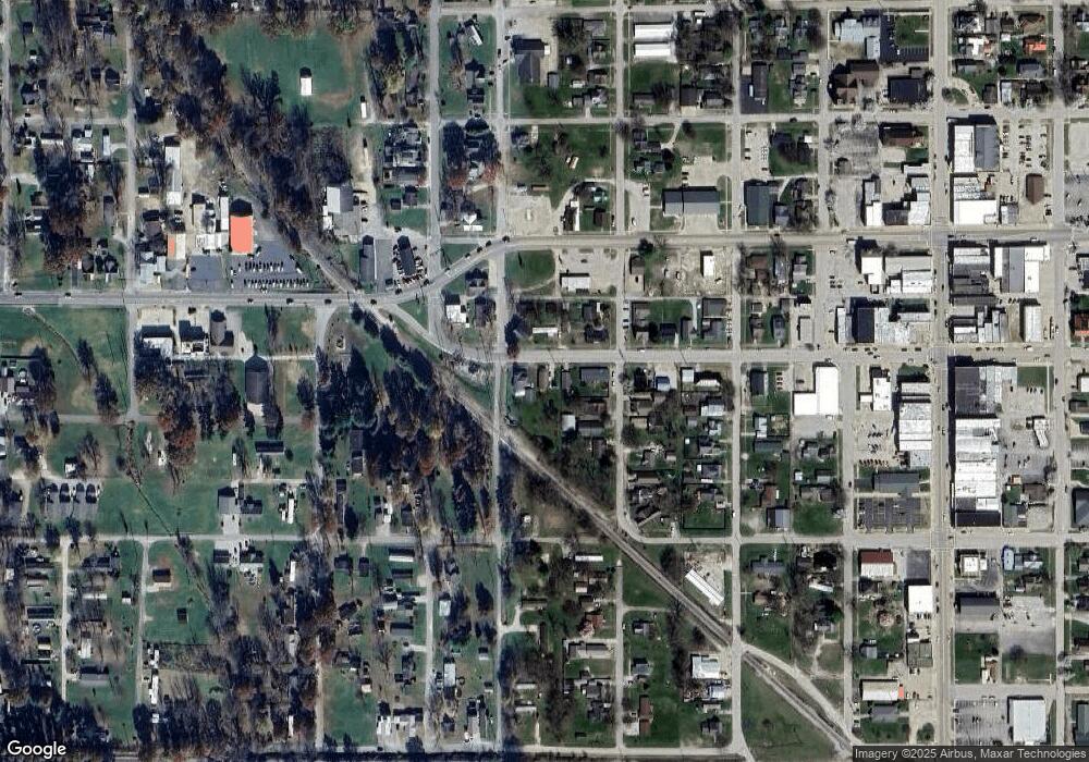 369 W Vincennes St, Linton, IN 47441 - photo 1