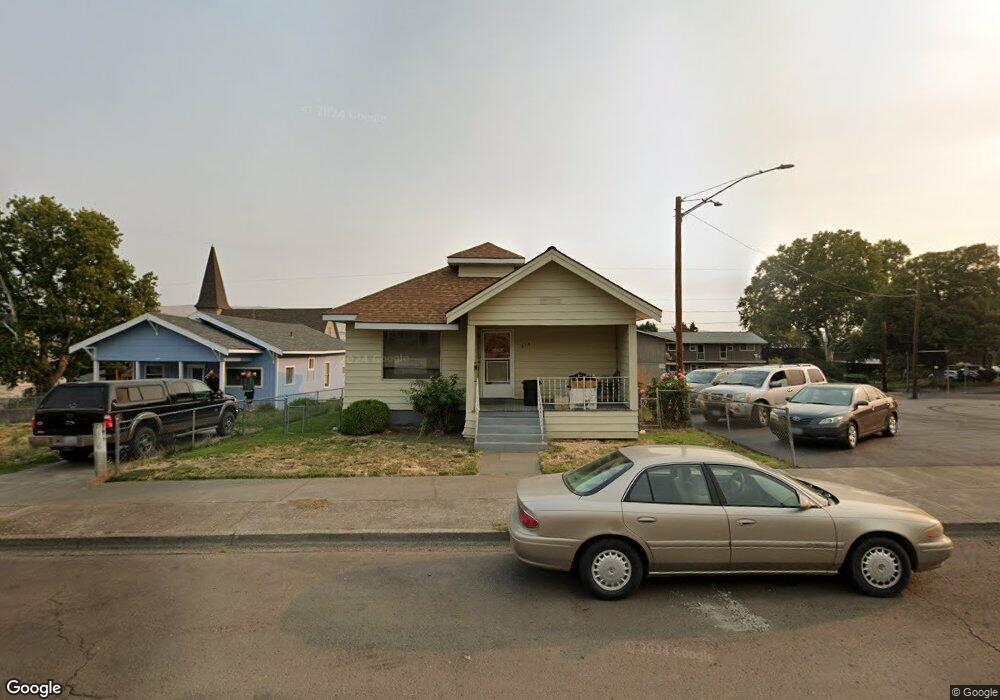 117 E 8th St, the Dalles, OR 97058 - photo 1