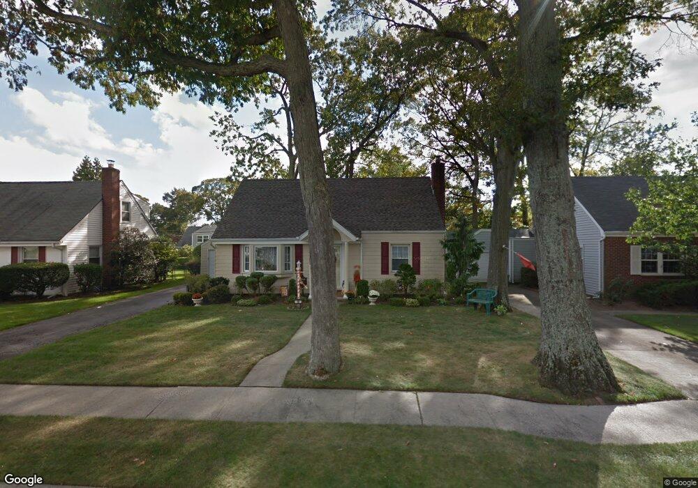 19 Brompton Rd, Merrick, NY 11566 - photo 1