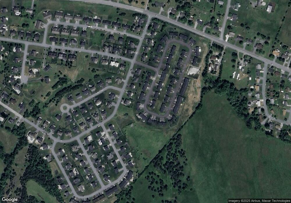 1192 Emilys Ct, Greencastle, PA 17225 - photo 1